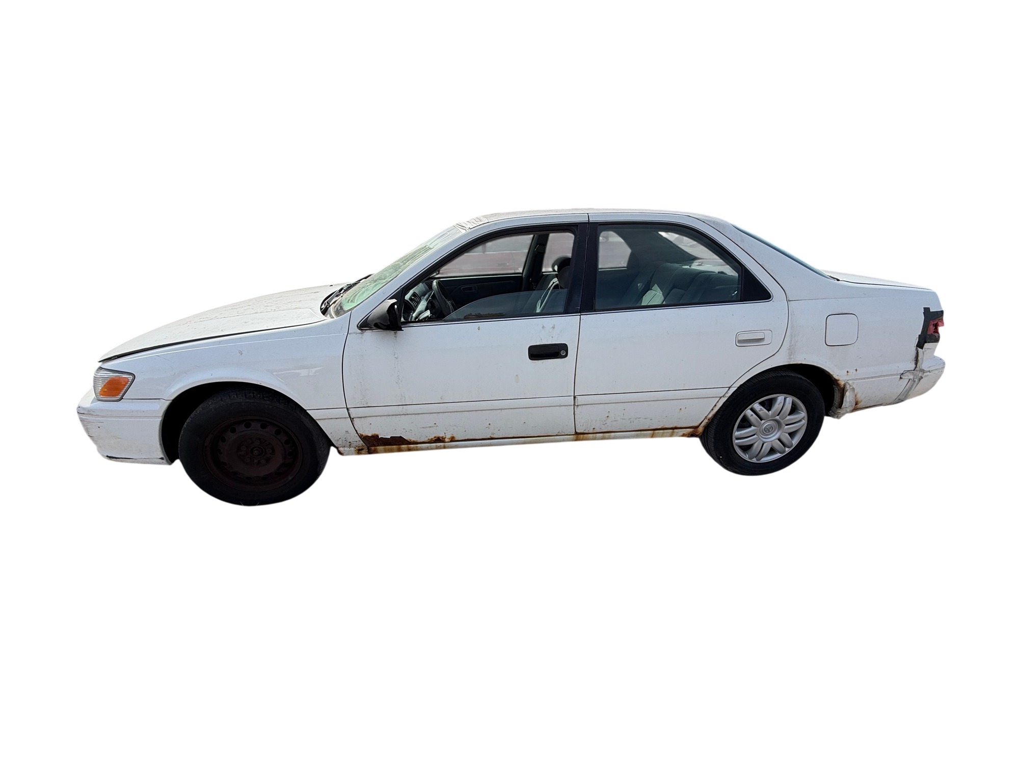 2000 toyota camry ce with 130717 miles for sale near Elk River, Minnesota 106676_02_driver_side.jpg