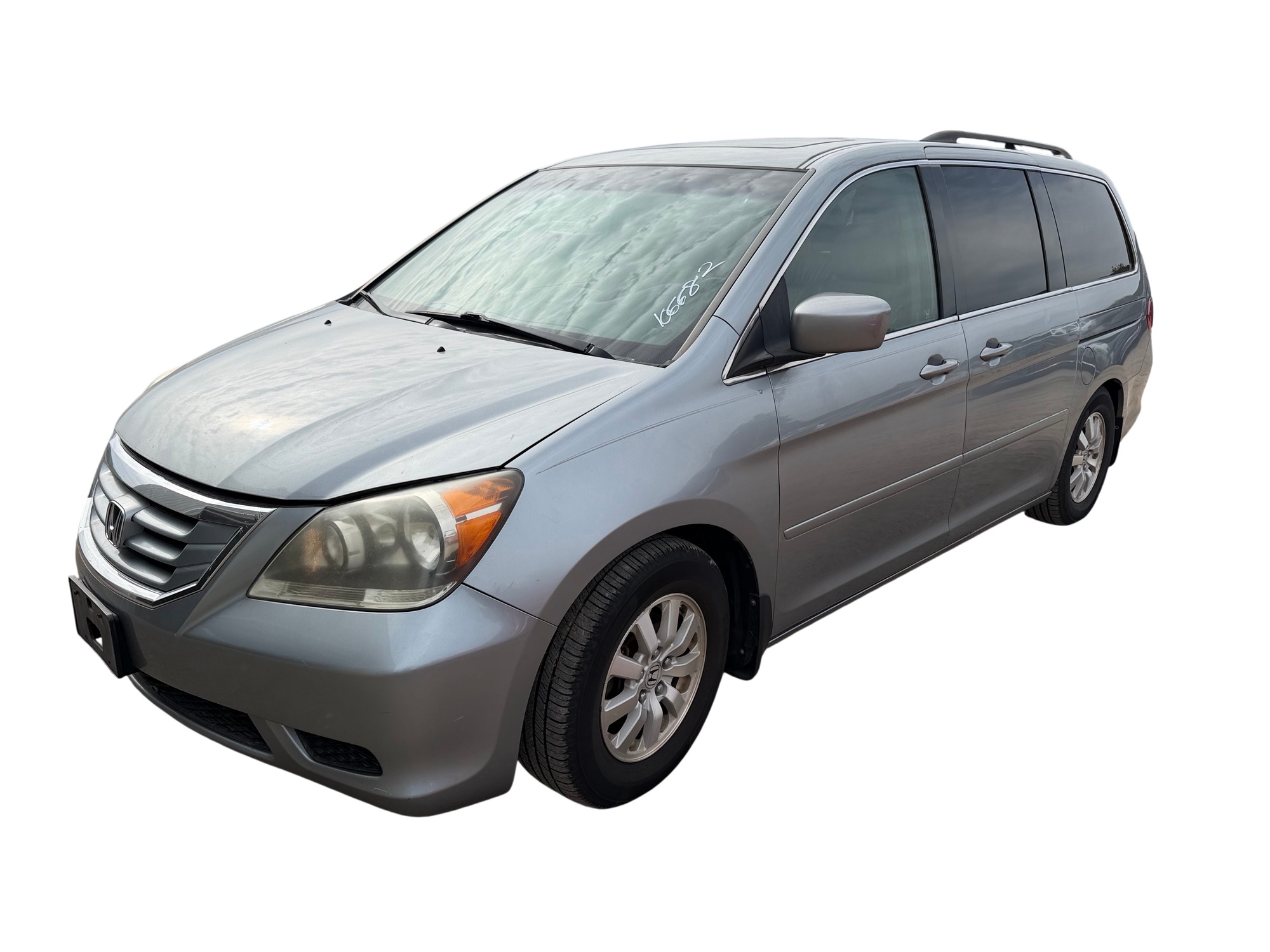 2009 honda odyssey with 273492 miles for sale near Elk River, Minnesota 106682_01_driver_front_corner.jpg