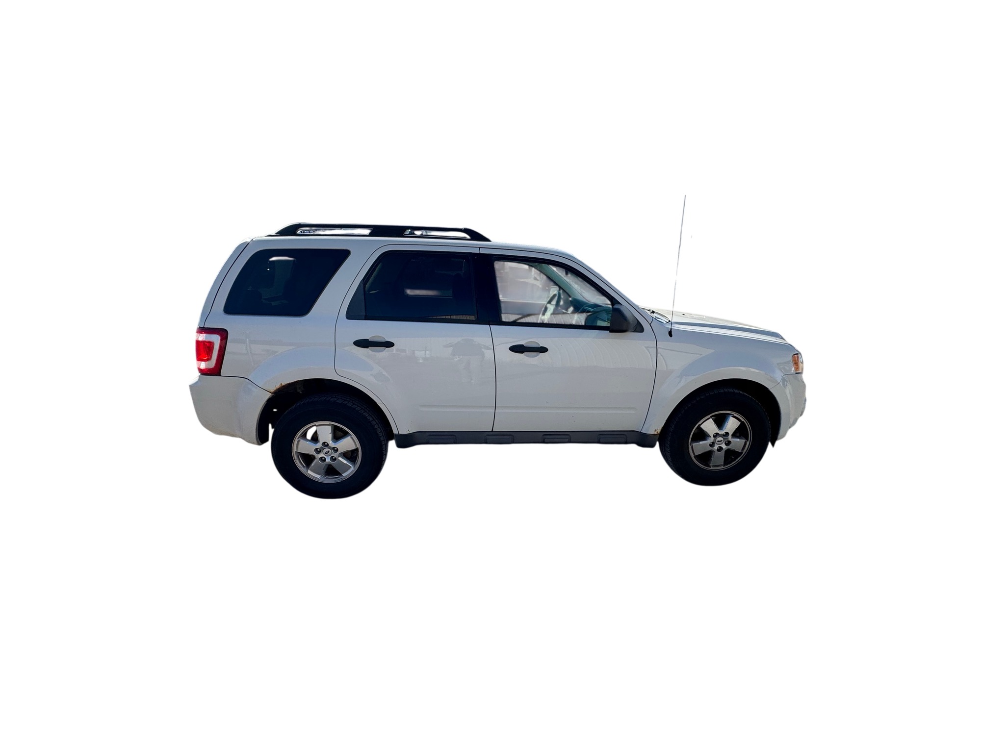 2009 ford escape xlt-fwd-v6 with 165967 miles for sale near Elk River, Minnesota 106684_06_pass_side.jpg