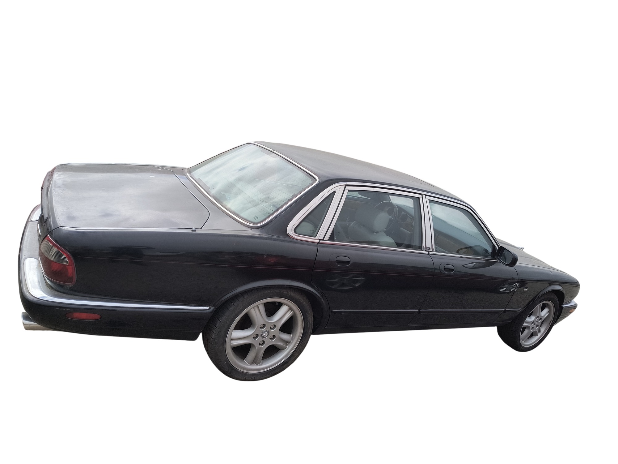 1999 jaguar xj-sedan xjr for sale near Elk River, Minnesota 106707_06_pass_side.jpg