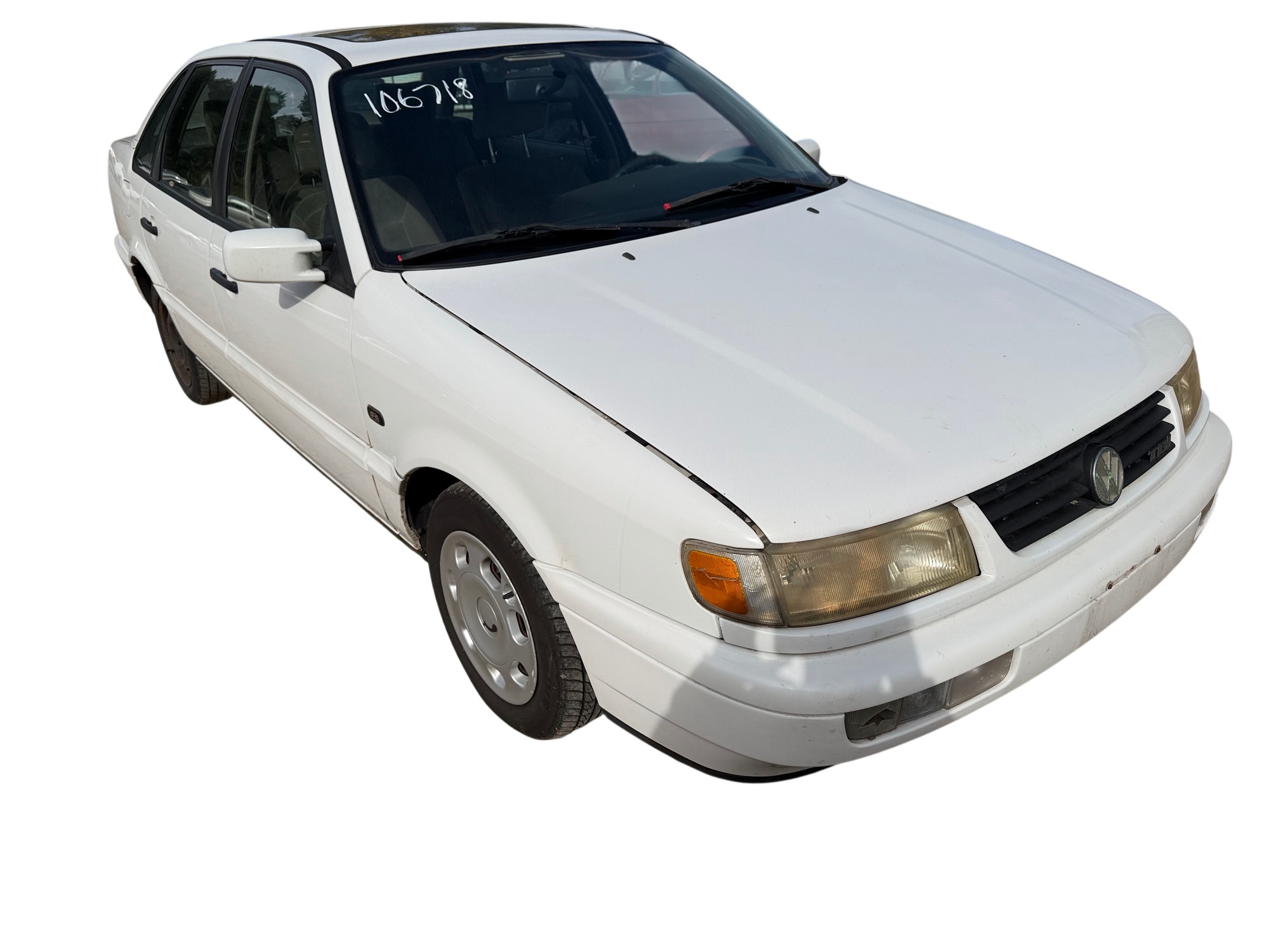 1996 volkswagen passat tdi with 310543 miles for sale near Elk River, Minnesota 106718_07_pass_front_corner.jpg