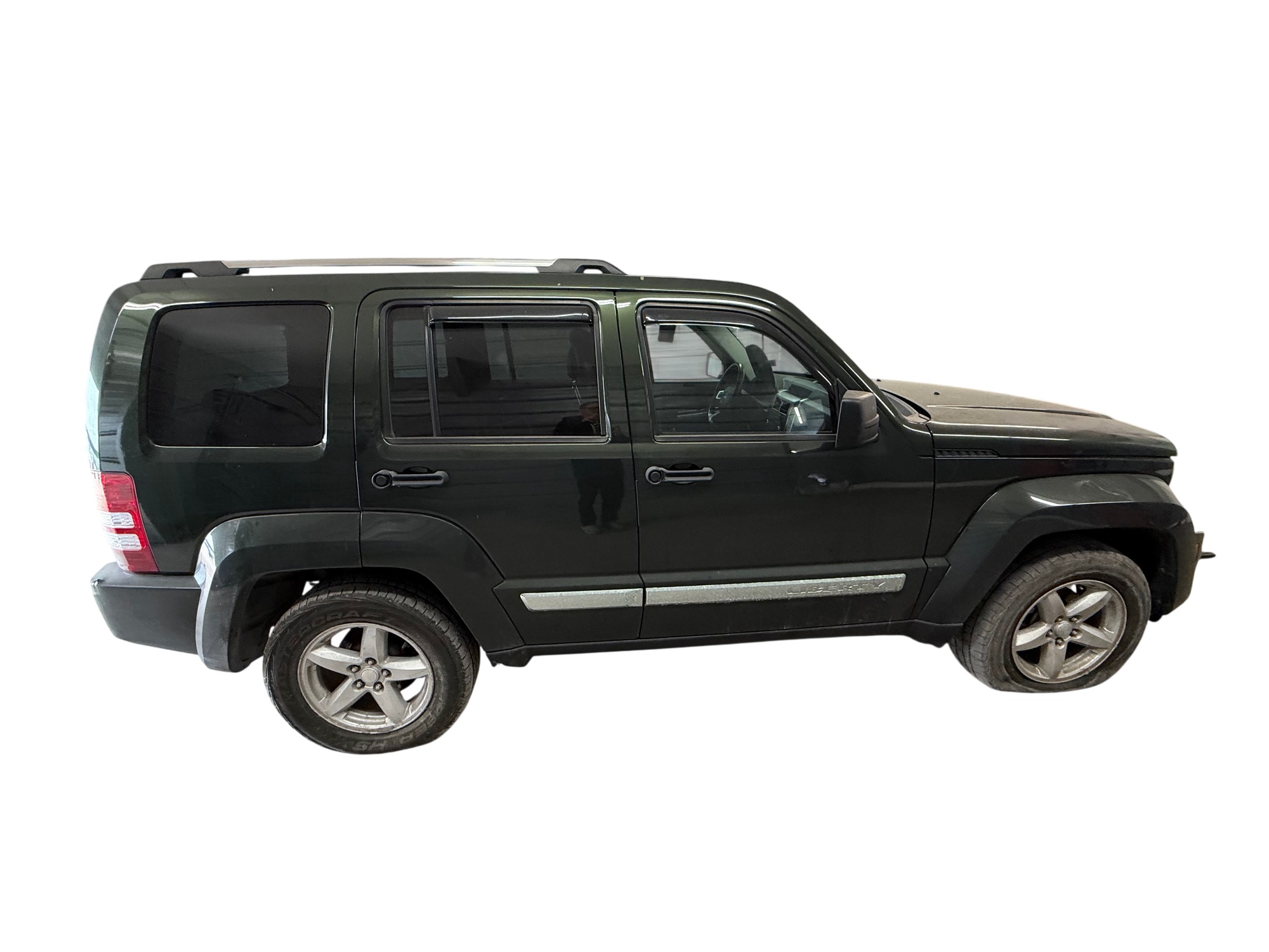 2010 jeep liberty limited-4wd with 118681 miles for sale near Elk River, Minnesota 106732_06_pass_side.jpg