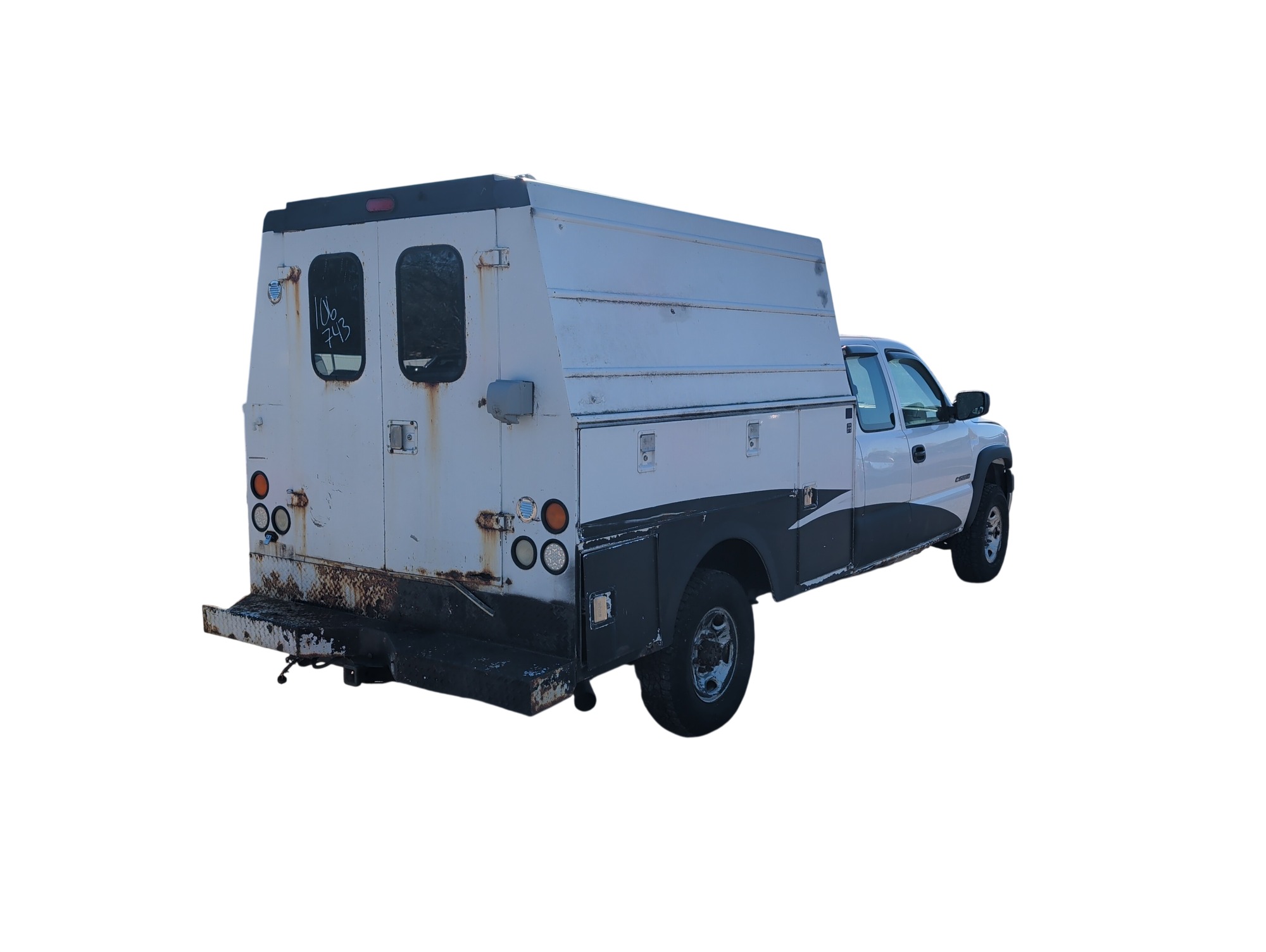2002 chevrolet silverado-2500hd ext.-cab-short-bed-4wd with 237298 miles for sale near Elk River, Minnesota 106743_05_pass_rear_corner.jpg