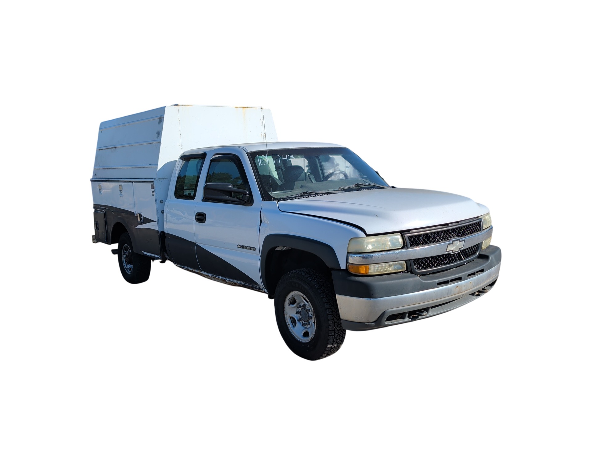 2002 chevrolet silverado-2500hd ext.-cab-short-bed-4wd with 237298 miles for sale near Elk River, Minnesota 106743_07_pass_front_corner.jpg