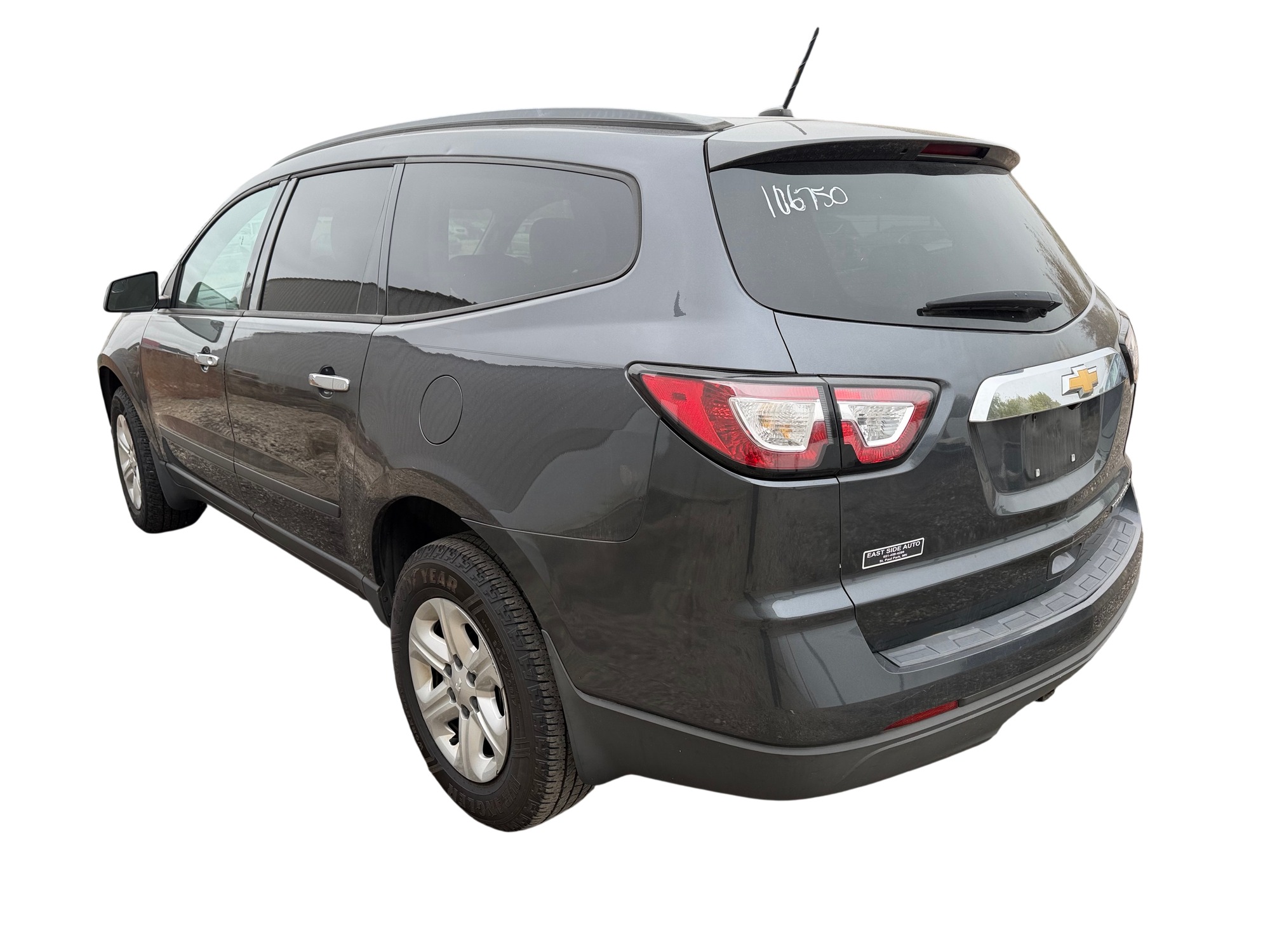 2014 chevrolet traverse ls-fwd with 145915 miles for sale near Elk River, Minnesota 106750_03_rear_driver_corner.jpg