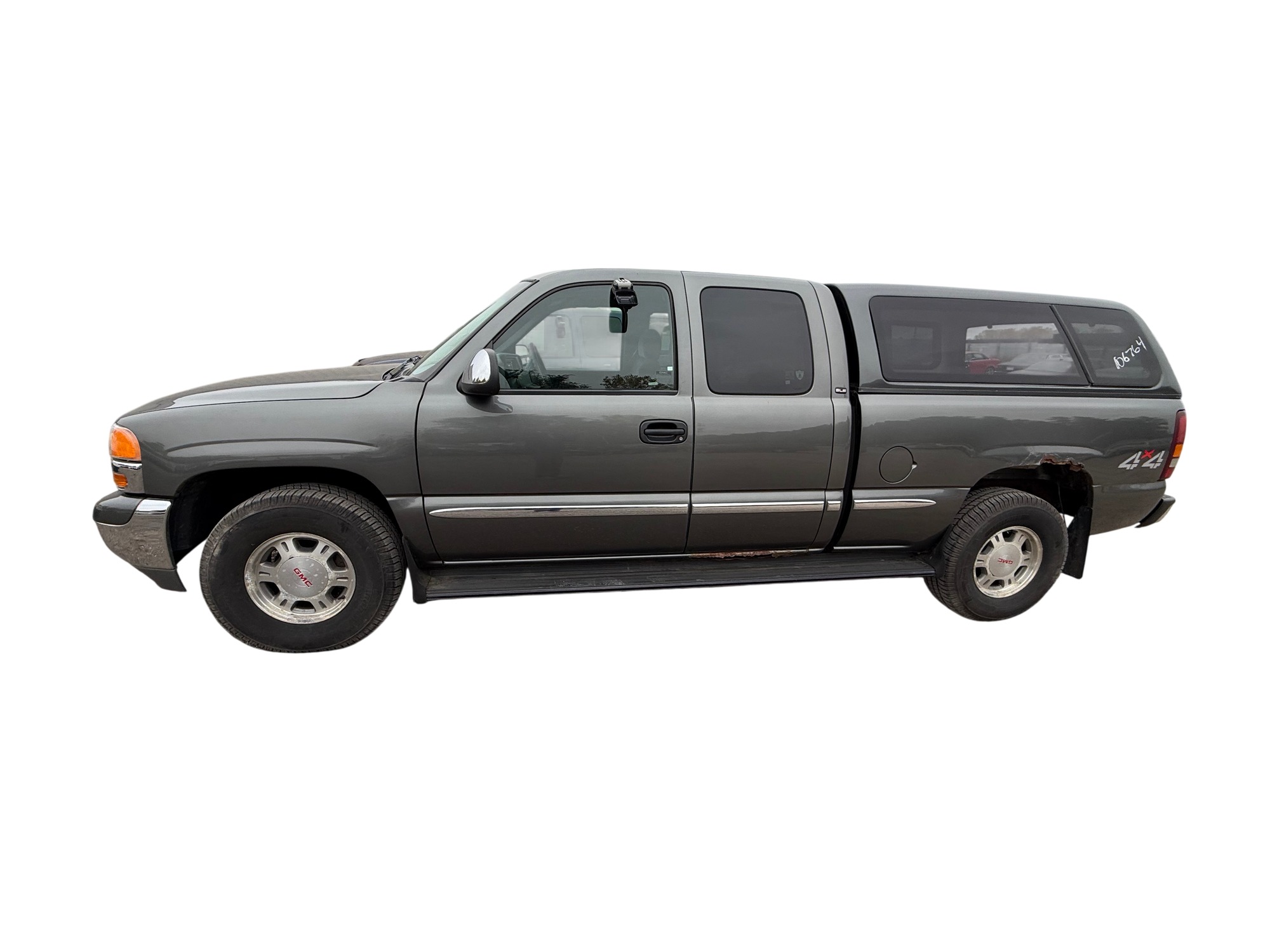 2002 gmc sierra-1500 sl-ext.-cab-short-bed-4wd with 83587 miles for sale near Elk River, Minnesota 106764_02_driver_side.jpg