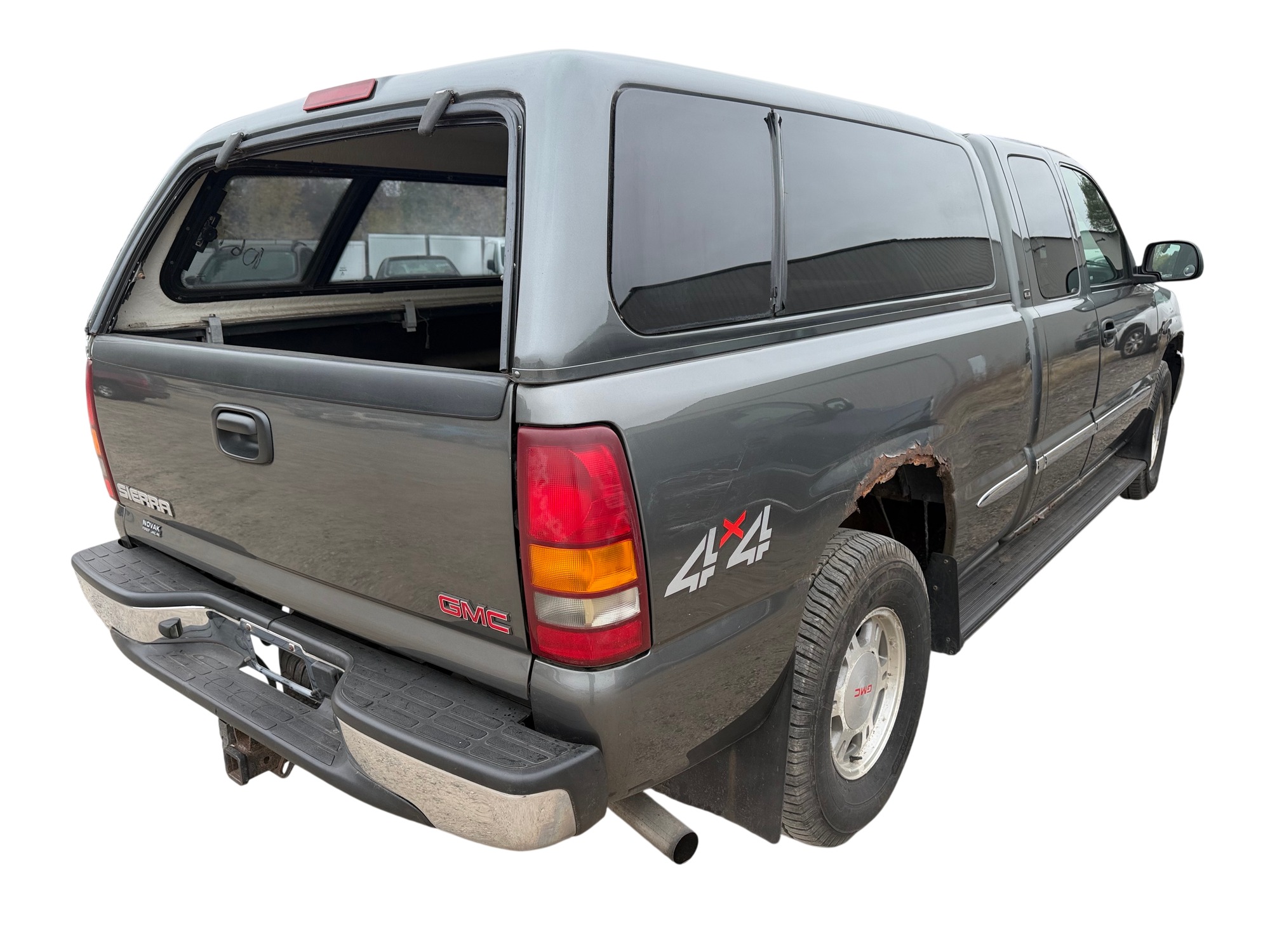 2002 gmc sierra-1500 sl-ext.-cab-short-bed-4wd with 83587 miles for sale near Elk River, Minnesota 106764_05_pass_rear_corner.jpg