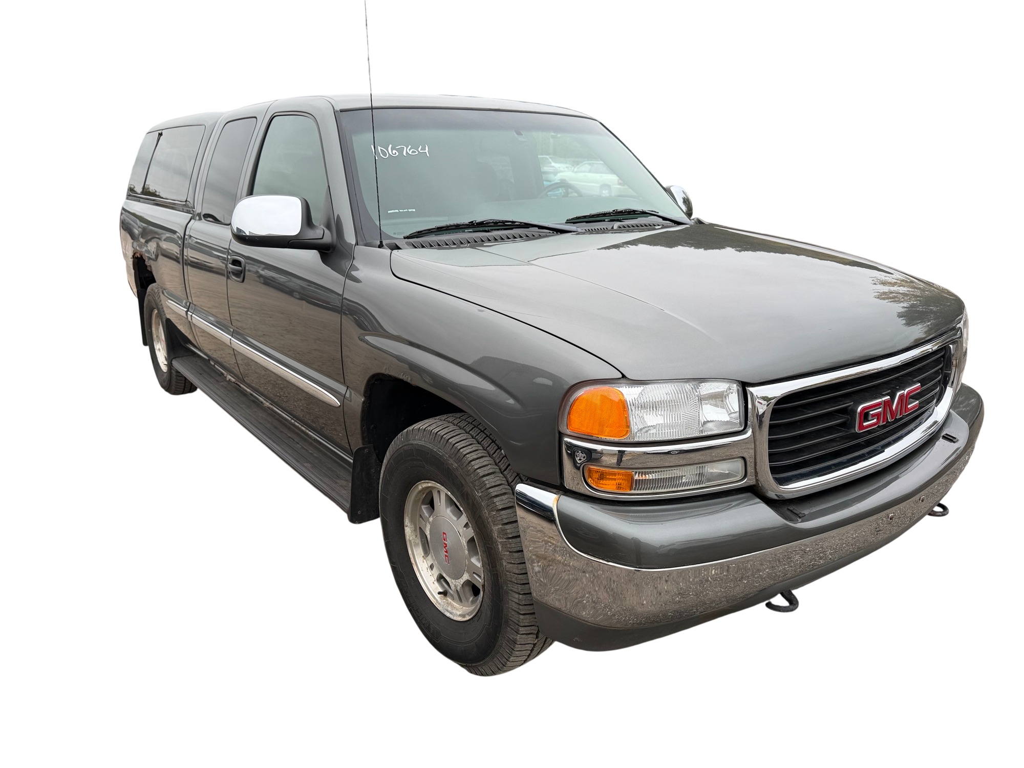 2002 gmc sierra-1500 sl-ext.-cab-short-bed-4wd with 83587 miles for sale near Elk River, Minnesota 106764_07_pass_front_corner.jpg