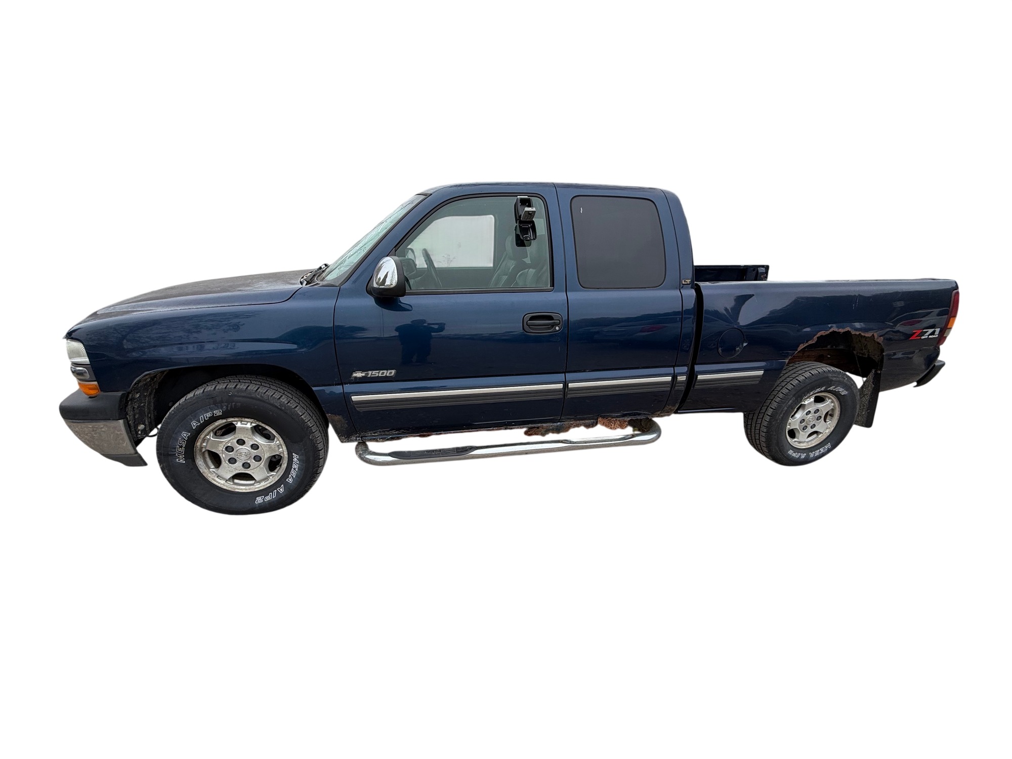 2001 chevrolet silverado-1500 ext.-cab-short-bed-4wd with 199070 miles for sale near Elk River, Minnesota 106784_02_driver_side.jpg