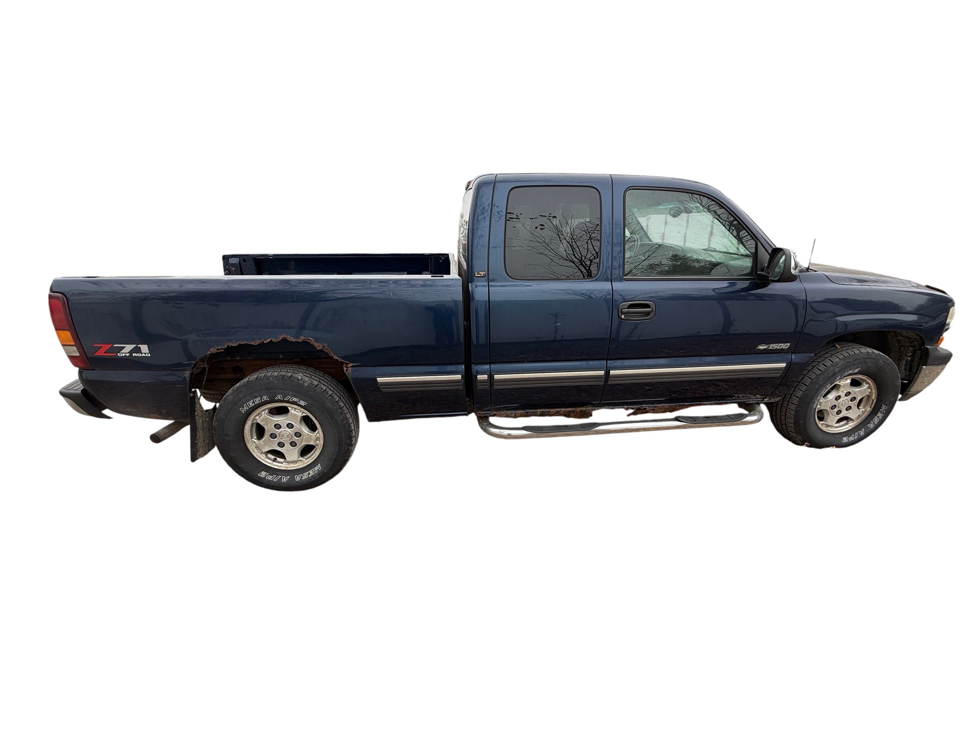 2001 chevrolet silverado-1500 ext.-cab-short-bed-4wd with 199070 miles for sale near Elk River, Minnesota 106784_06_pass_side.jpg