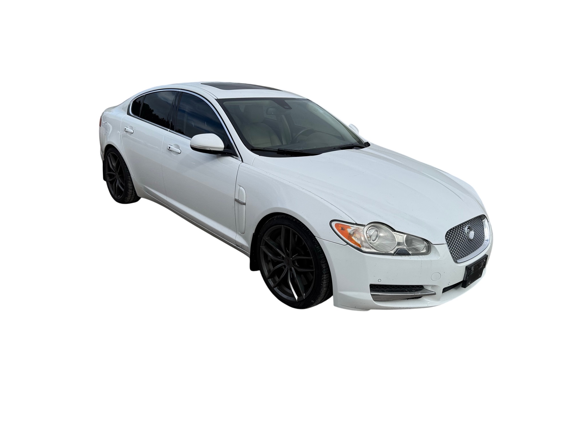 2011 jaguar xf-series xf-supercharged with 150511 miles for sale near Elk River, Minnesota 106794_07_pass_front_corner.jpg