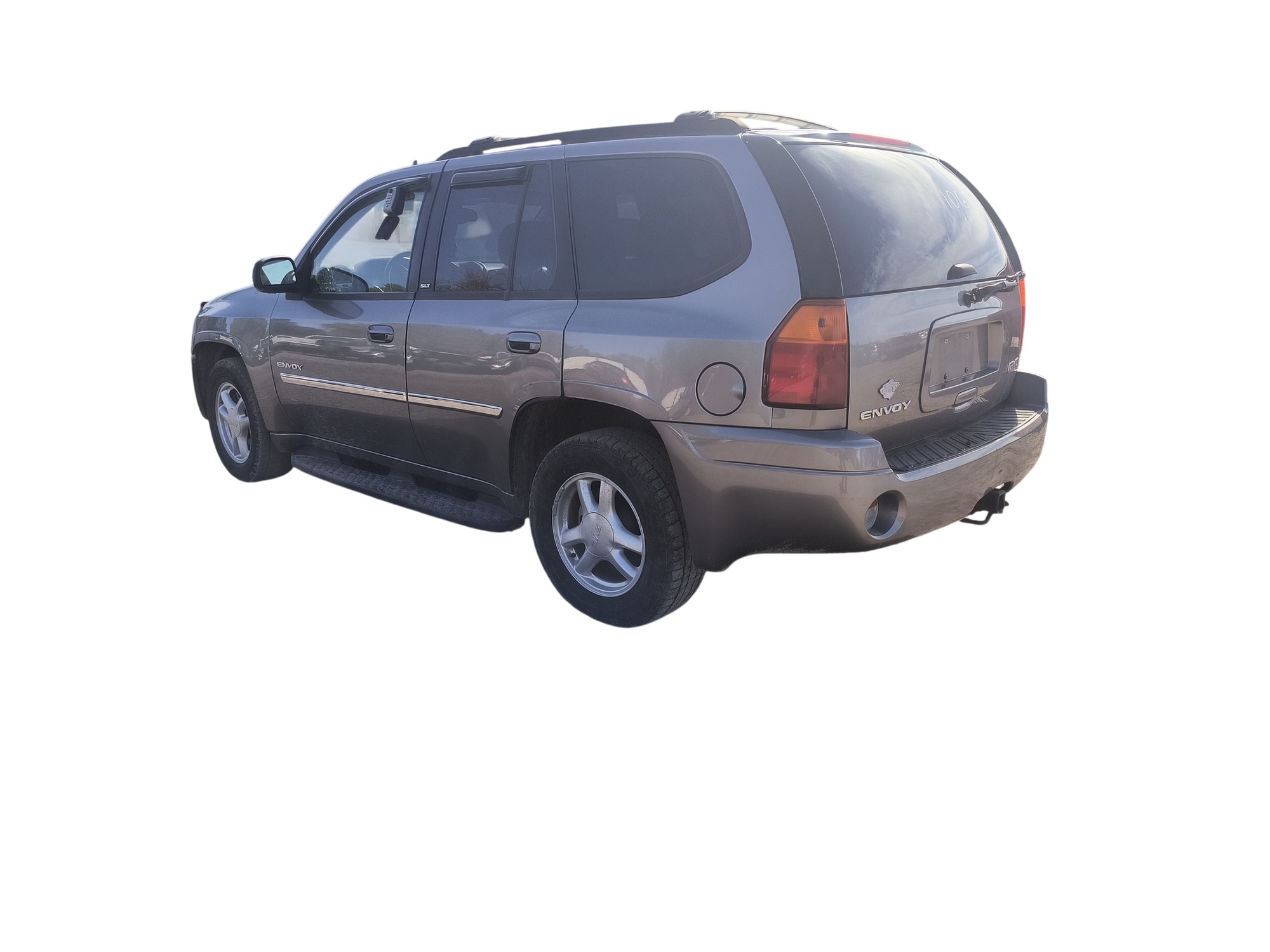 2006 gmc envoy sle-4wd with 210208 miles for sale near Elk River, Minnesota 106796_03_rear_driver_corner.jpg