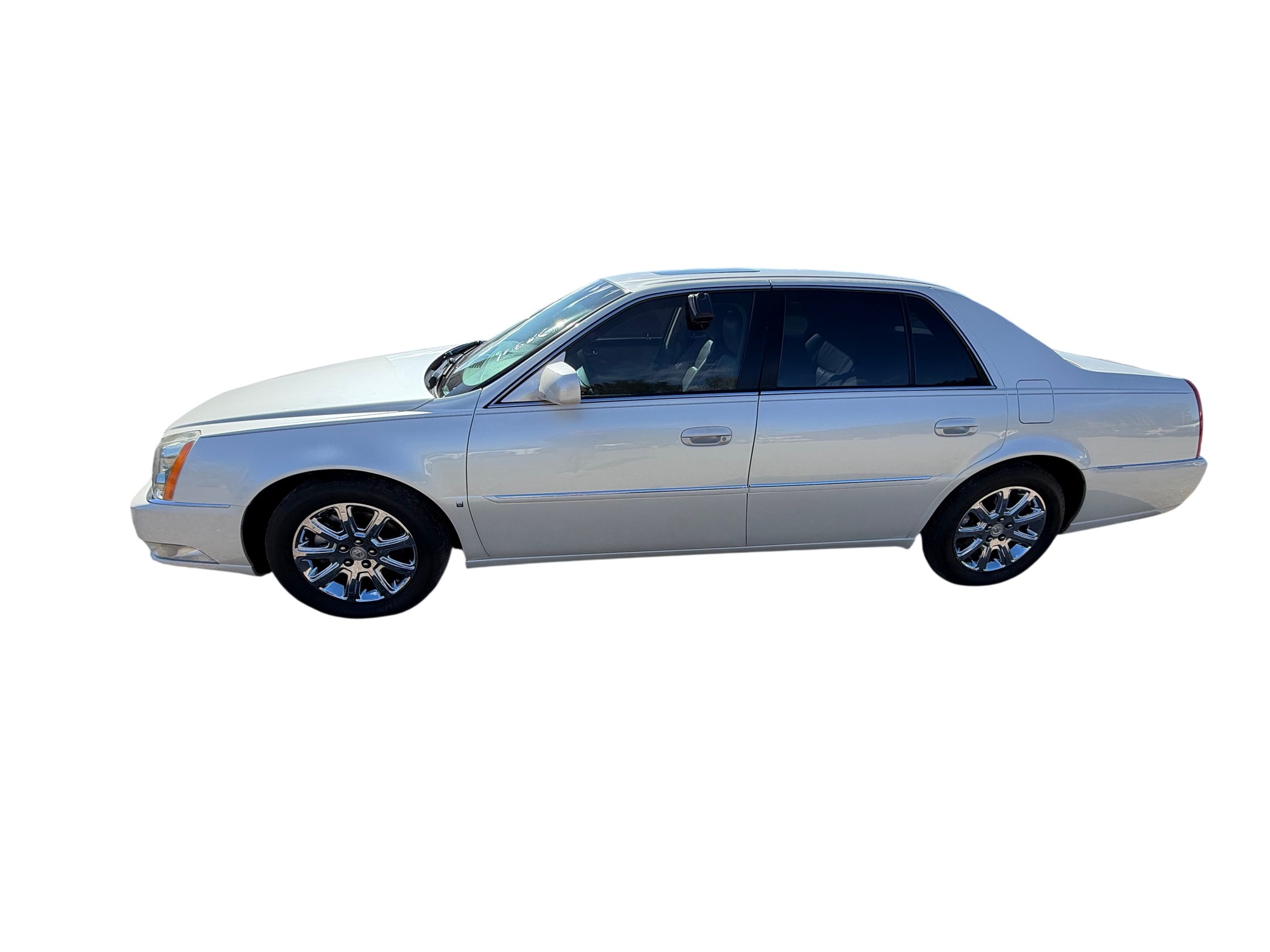 2008 cadillac dts luxury-iii with 135757 miles for sale near Elk River, Minnesota 106800_02_driver_side.jpg