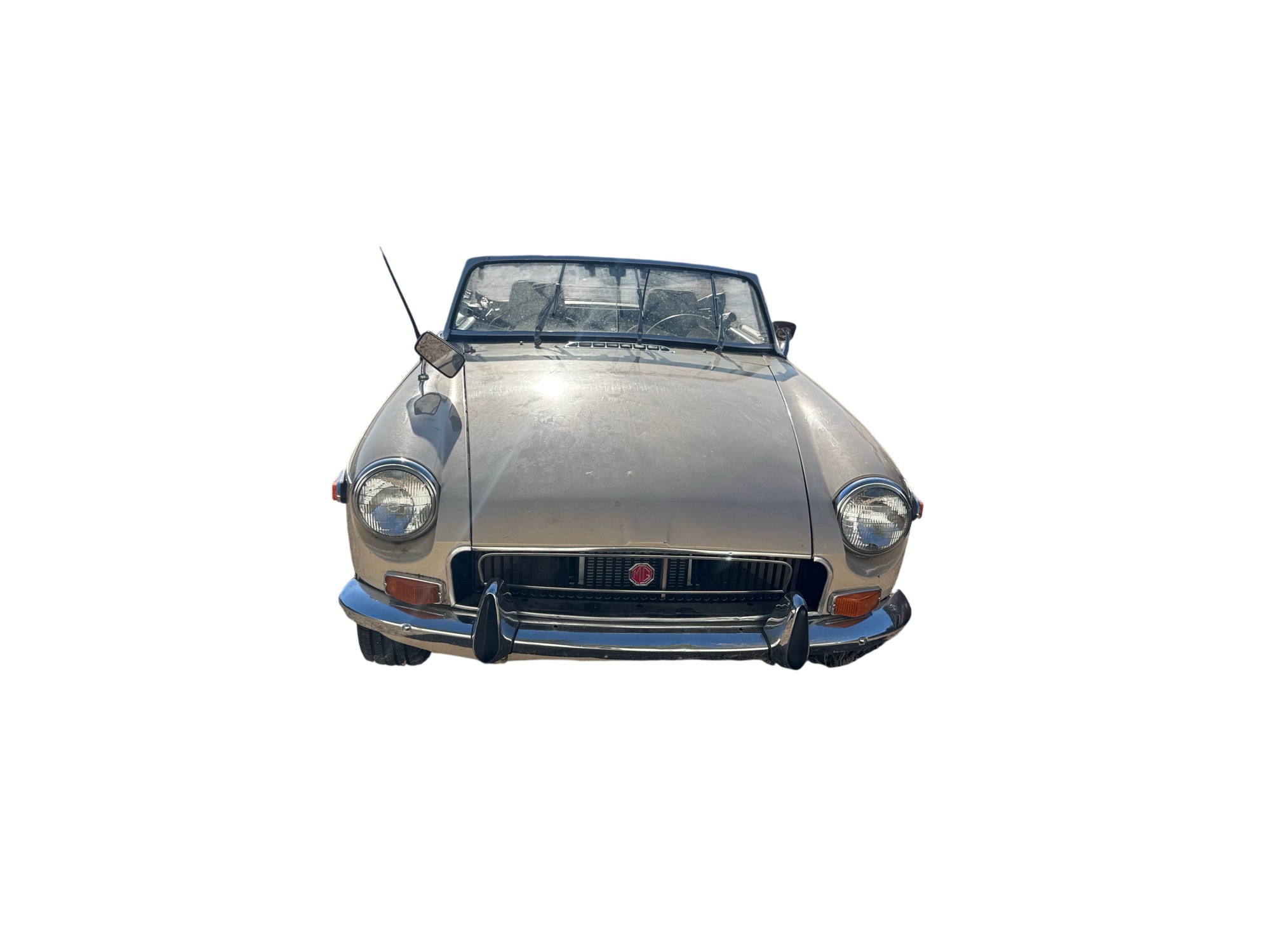 1971 mg mgb with 86647 miles for sale near Elk River, Minnesota 106808_08_front_end.jpg