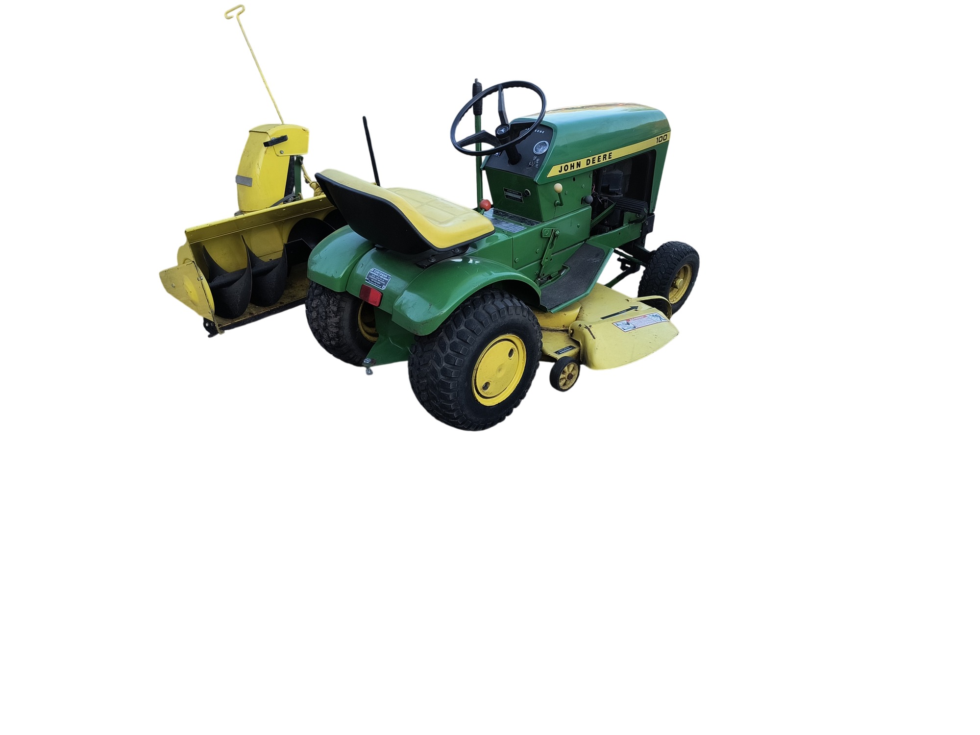 2000 john-deere series-100-lawn-tractor for sale near Elk River, Minnesota 106817_05_pass_rear_corner.jpg