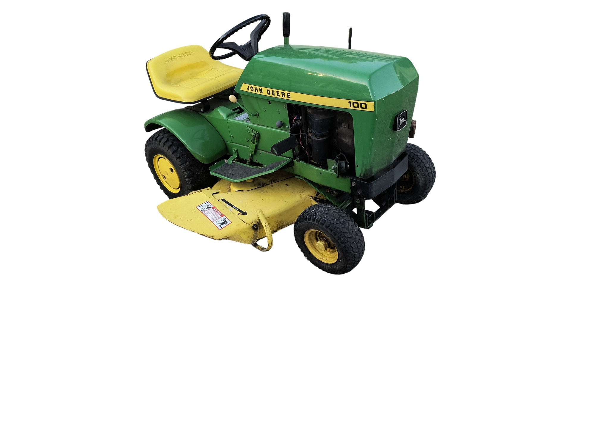 2000 john-deere series-100-lawn-tractor for sale near Elk River, Minnesota 106817_07_pass_front_corner.jpg