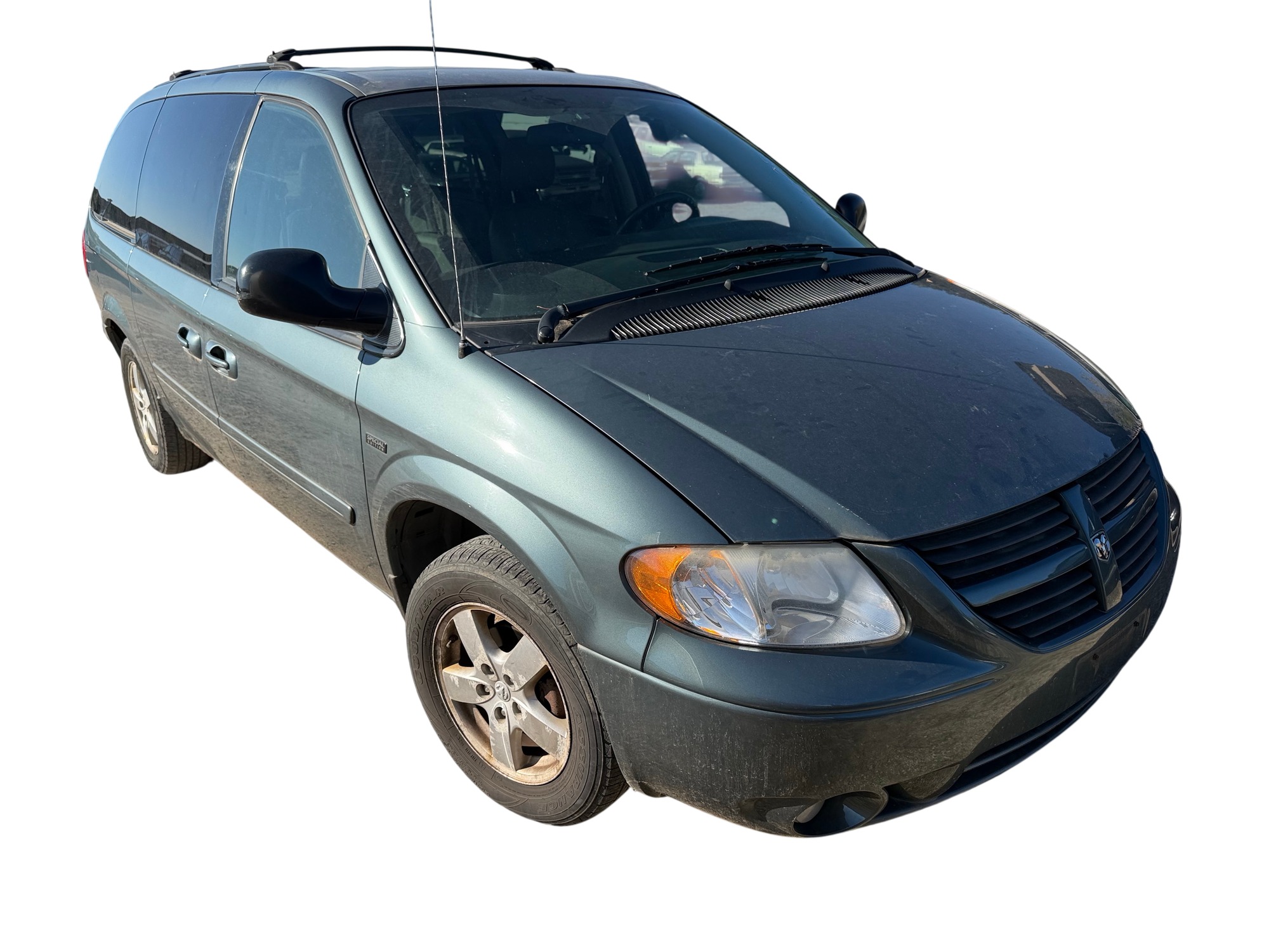 2007 dodge grand-caravan sxt with 169997 miles for sale near Elk River, Minnesota 106825_07_pass_front_corner.jpg