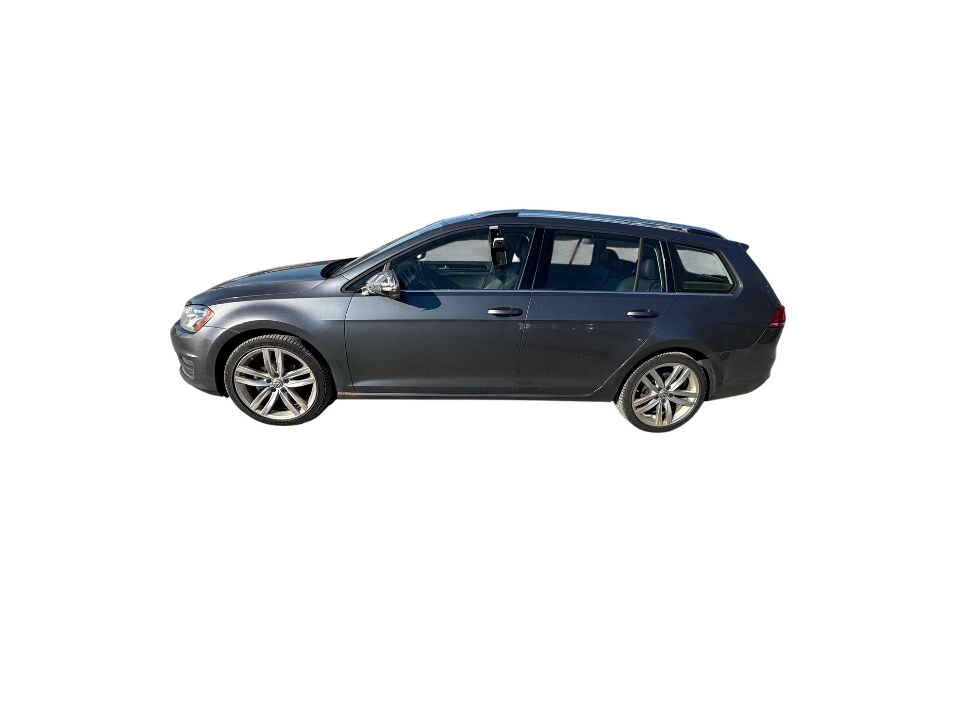 2015 volkswagen golf-sportwagen tsi-s-6a with 186366 miles for sale near Elk River, Minnesota 106840_02_driver_side.jpg