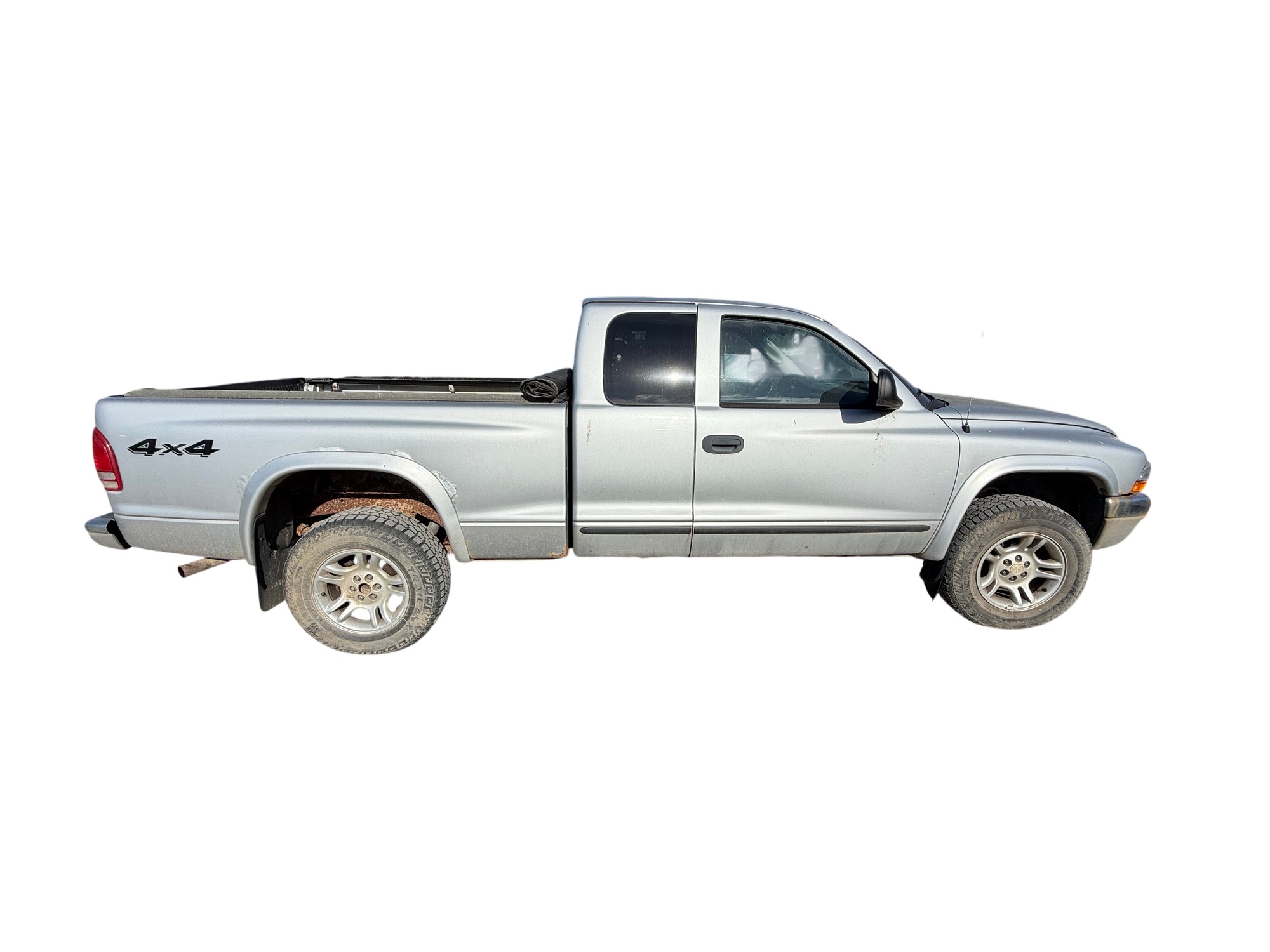 2004 dodge dakota slt-club-cab-4wd with 144071 miles for sale near Elk River, Minnesota 106853_06_pass_side.jpg