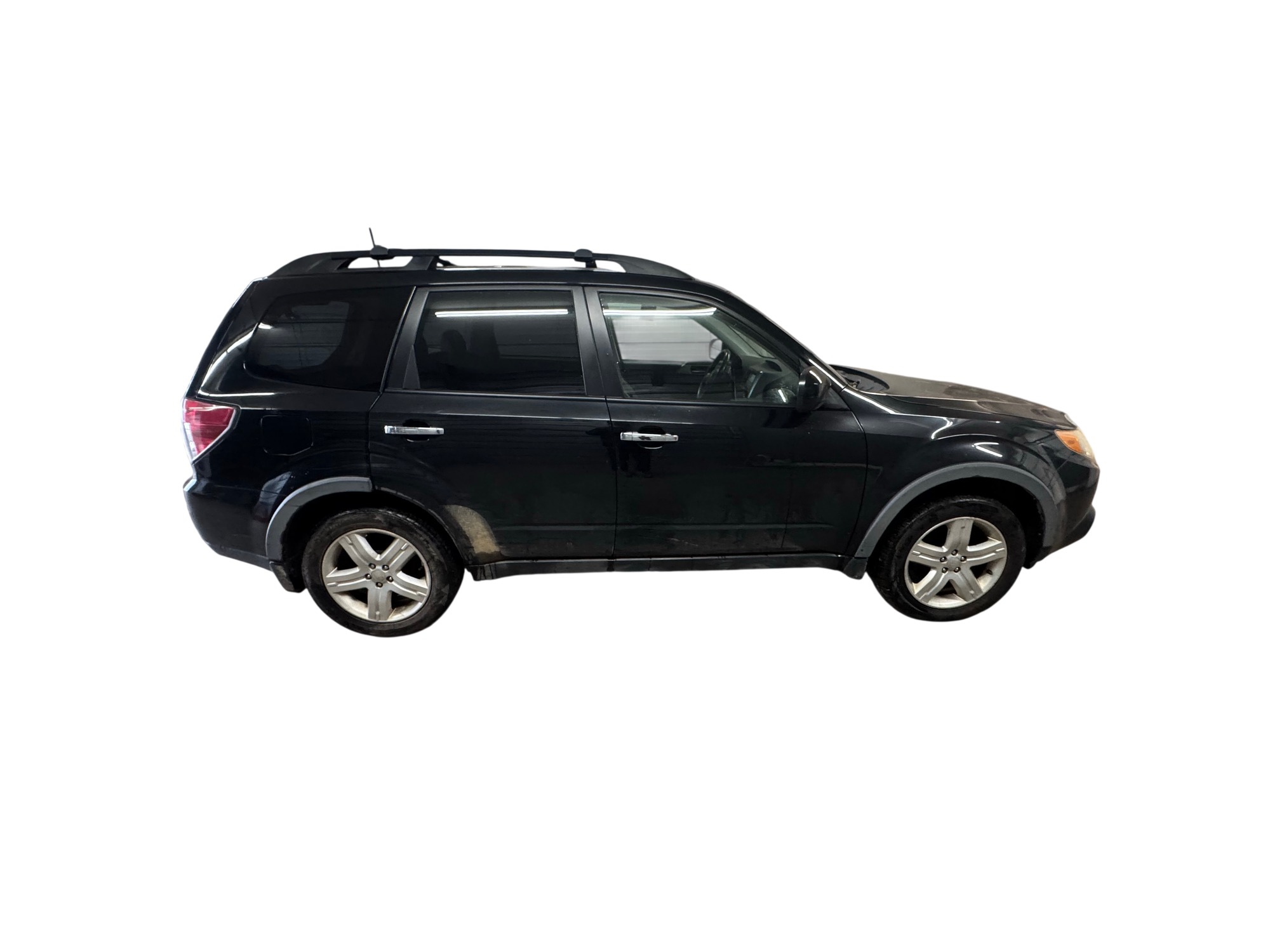 2010 subaru forester 2.5x-limited with 187276 miles for sale near Elk River, Minnesota 106854_06_pass_side.jpg