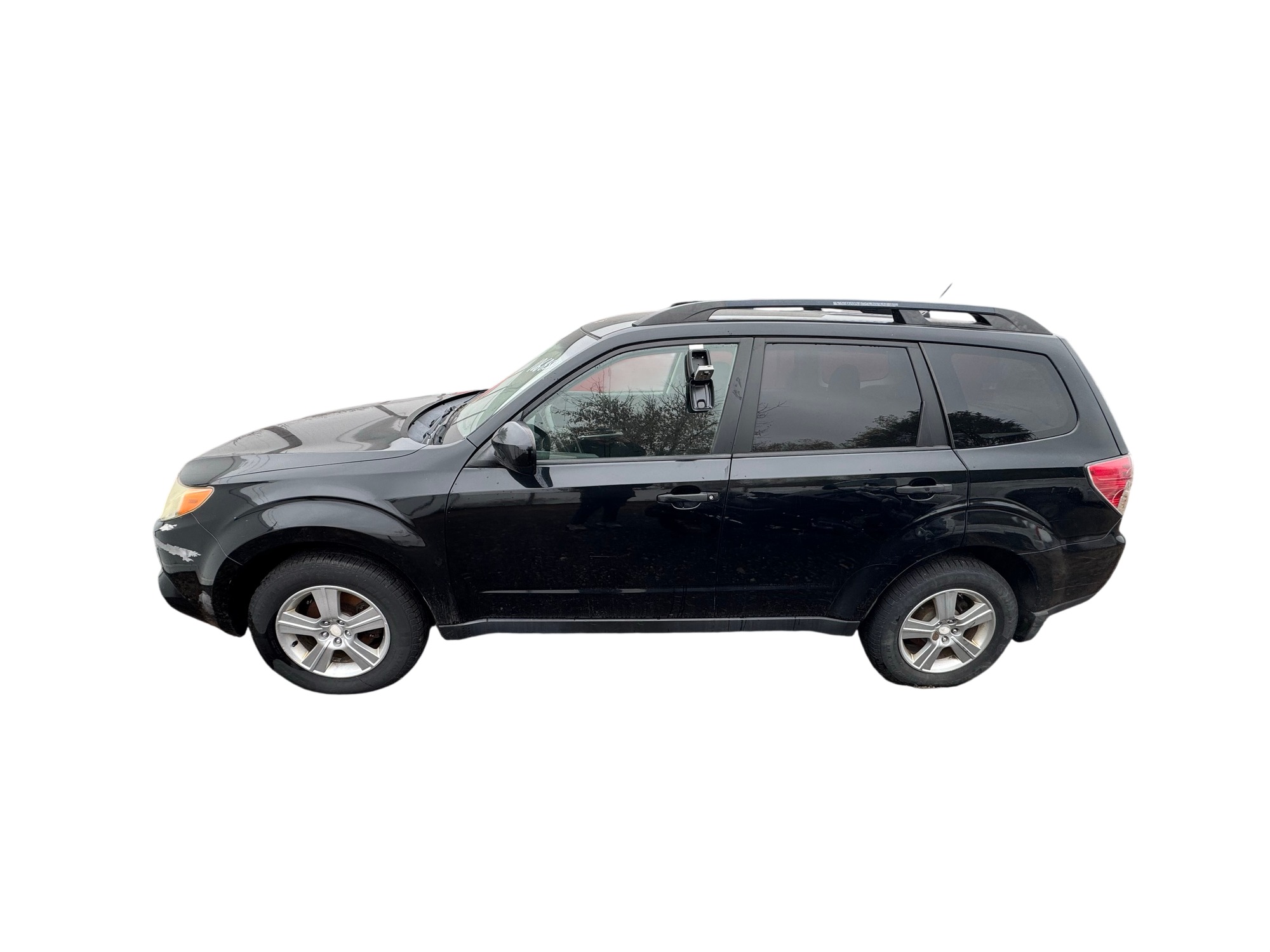 2012 subaru forester 2.5x with 290026 miles for sale near Elk River, Minnesota 106858_02_driver_side.jpg
