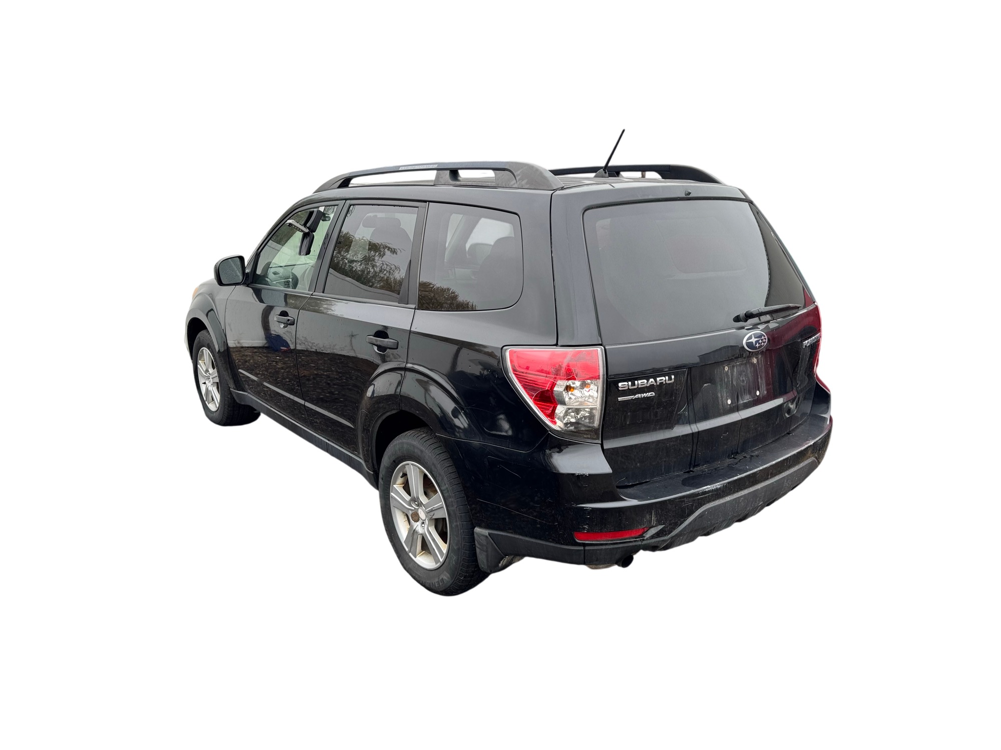 2012 subaru forester 2.5x with 290026 miles for sale near Elk River, Minnesota 106858_03_rear_driver_corner.jpg
