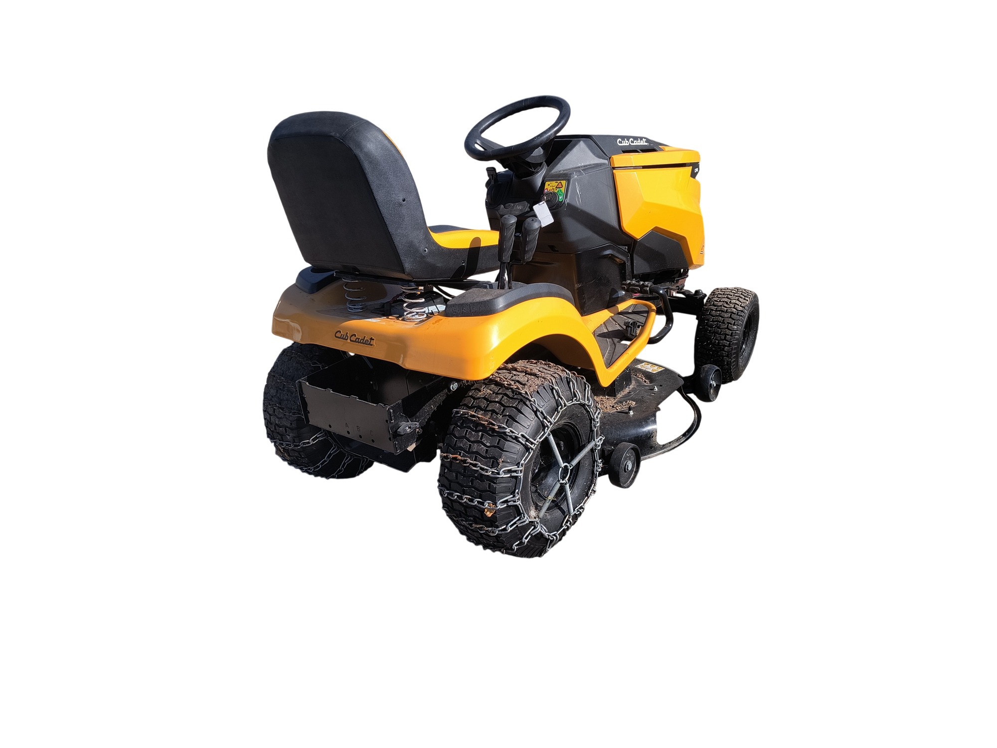 2000 cub-cadet lawn-tractor for sale near Elk River, Minnesota 106873_05_pass_rear_corner.jpg