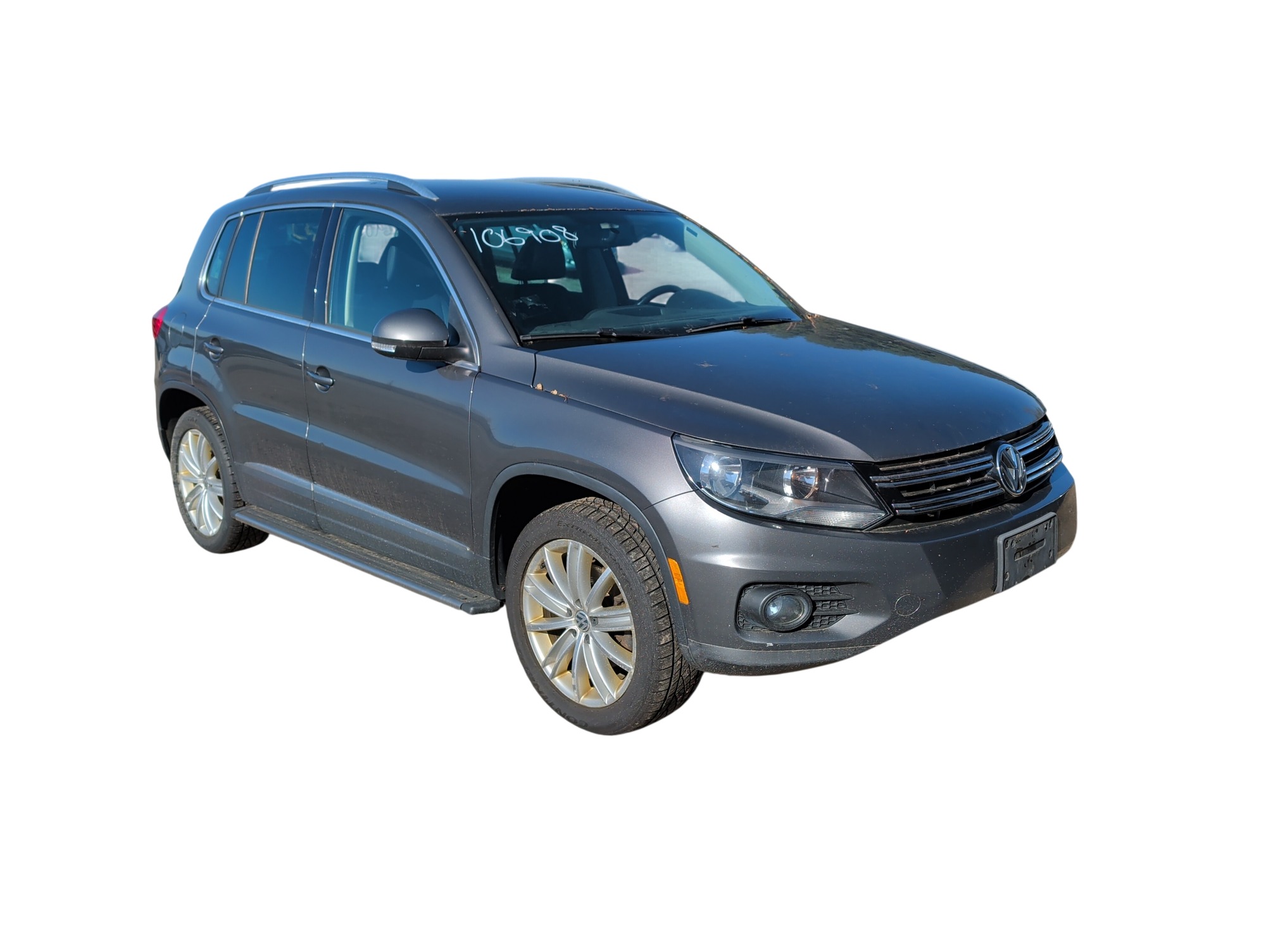 2014 volkswagen tiguan se-4motion with 167934 miles for sale near Elk River, Minnesota 106908_07_pass_front_corner.jpg