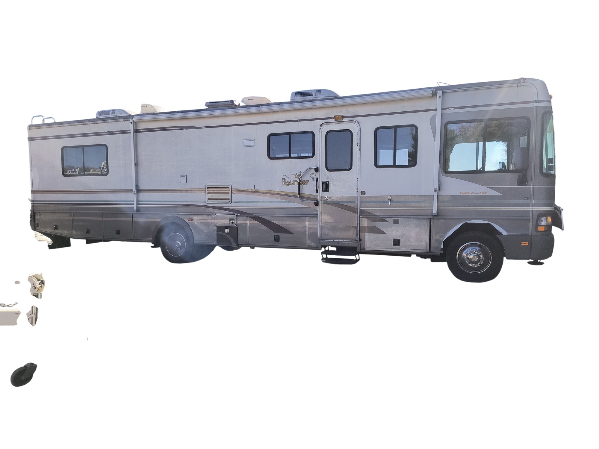 2000 ford mh-stripped-chassis - with 43137 miles for sale near Elk River, Minnesota 106915_06_pass_side.jpg