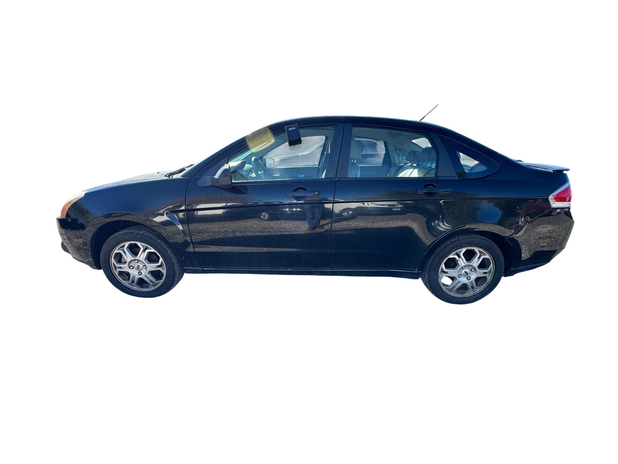 2009 ford focus ses-sedan with 214252 miles for sale near Elk River, Minnesota 106931_02_driver_side.jpg