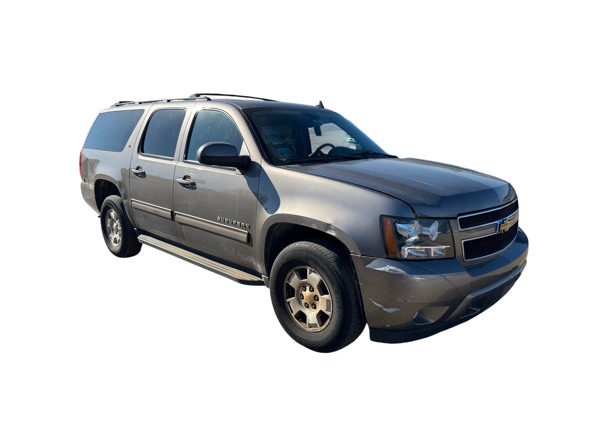 2012 chevrolet suburban lt-1500-4wd with 235557 miles for sale near Elk River, Minnesota 106953_07_pass_front_corner.jpg