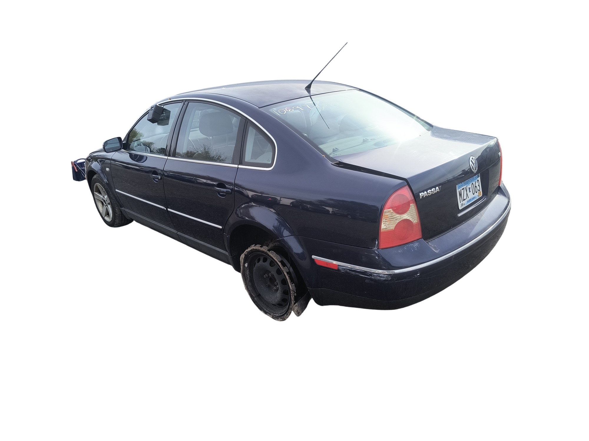 2004 volkswagen passat glx with 175185 miles for sale near Elk River, Minnesota 106971_03_rear_driver_corner.jpg