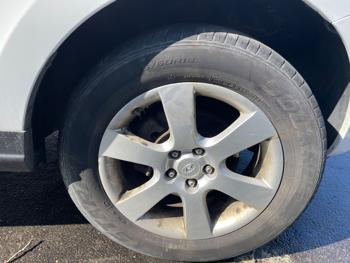 2009 hyundai santa-fe limited-awd with 206664 miles for sale near burnsville, minnesota 00d8d253922f487aa3bcefeda438f32b.jpeg