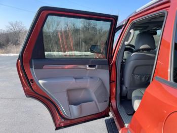 2009 kia borrego ex-v8-4wd with 221382 miles for sale near clearwater, minnesota 011e7bda6ac14b1abe87f083705a2951.jpeg