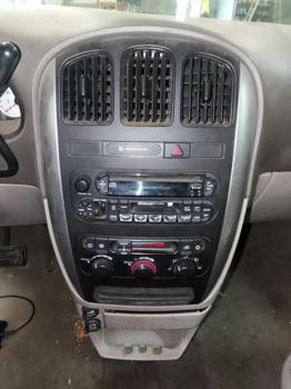 2006 chrysler town-&-country touring with 113578 miles for sale near elk-river, minnesota 012f3fa32da140489105b4dcf5a2c410.jpg
