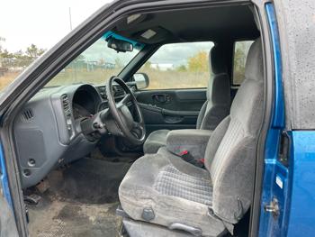 2001 chevrolet s10-pickup ext.-cab-4wd with 140781 miles for sale near elk-river, minnesota 017eba3b8f0843e78c10e1b8d2cc35b1.jpeg