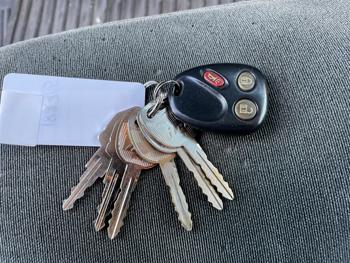 2004 chevrolet silverado-1500 ext.-cab-short-bed-4wd with 180428 miles for sale near elk-river, minnesota 0225de96f9524d1996129dbc57fc39cc.jpeg