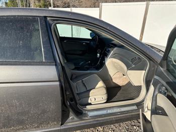 2008 acura tl 5-speed-at-with-navigation-system with 162164 miles for sale near elk-river, minnesota 0255077a7b5946d685d29c46c8f0a111.jpeg