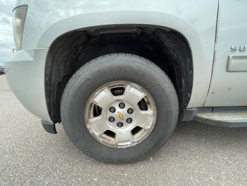 2011 chevrolet suburban lt-1500-4wd with 190440 miles for sale near redwood-falls, minnesota 0396f0bd4a1f4d4482ffed9563129d1b.jpeg