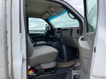 2006 chevrolet express g3500 with 121772 miles for sale near elk-river, minnesota 039c1161cf524cf1946680ee6e5d086d.jpeg