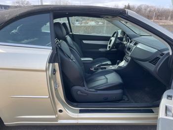 2010 chrysler sebring convertible-touring with 107641 miles for sale near elk-river, minnesota 03d09780b4704fa196e55063c12e188d.jpeg