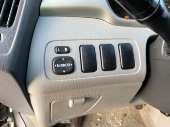 2006 toyota highlander limited-v6-2wd with 273929 miles for sale near fridley, minnesota 043026daf7a6414bb6a9b5eac9de4b5e.jpeg