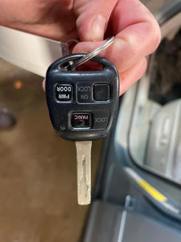 2004 lexus rx 330 with 395790 miles for sale near elk-river, minnesota 049c8a5778714363a3ba908ae4f97d99.jpg