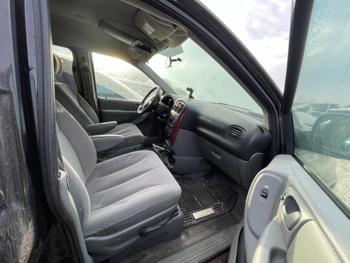 2006 chrysler town-and-country base-lx with 227559 miles for sale near elk-river, minnesota 04a5fb379a7f4e9696acad58b0051a8a.jpg