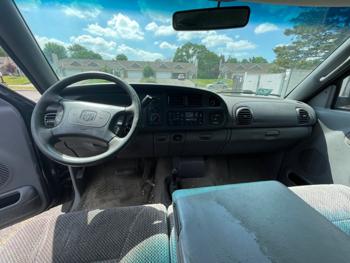 1998 dodge ram-1500 quad-cab-8-ft.-bed-4wd with 149571 miles for sale near spring-lake-park, minnesota 04ca38dc374c4eadbda0933930259118.jpeg