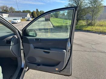 2006 toyota sienna le-7-passenger with 186110 miles for sale near elk-river, minnesota 0500a3c64a344d2187dec70d503237c7.jpg
