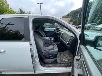 2018 ram 1500 slt-quad-cab-4wd with 119595 miles for sale near saint-paul, minnesota 0516a2980ef44e509f69a404ff7eec69.jpeg