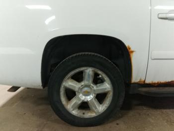 2007 chevrolet avalanche ls-4wd with 228982 miles for sale near elk-river, minnesota 0535b8bcaa884d599a1b62eb26f0ca8c.jpg
