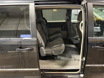 2009 dodge grand-caravan sxt with 187638 miles for sale near elk-river, minnesota 05483d067806420abc3450c571aa5973.jpeg