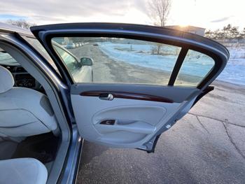 2006 buick lucerne cx with 125353 miles for sale near elk-river, minnesota 057a78c194c548d5b2dc312f25d2dea7.jpeg